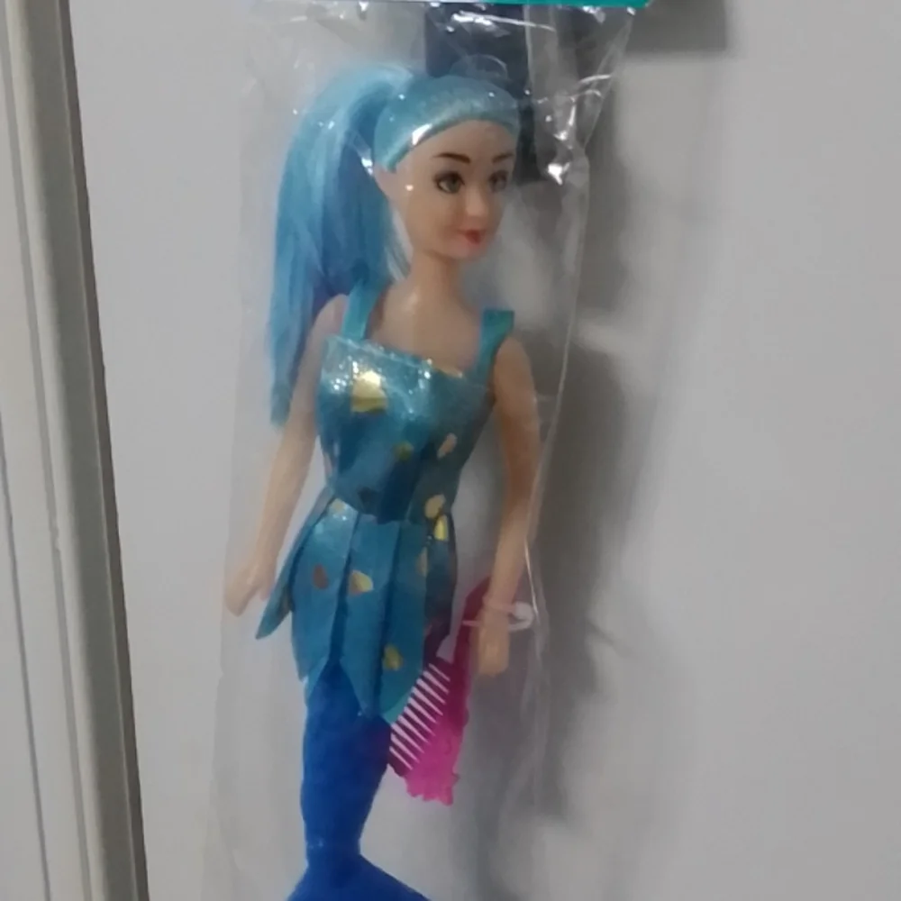 Doll - Picture 5 of 9